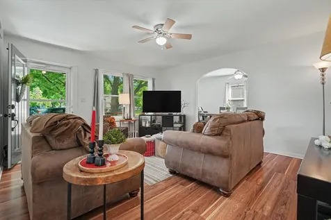 219 East 4th Street Gibson City IL 60936