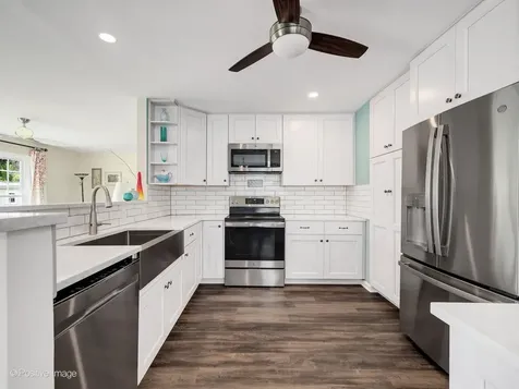 627 Oakwood Drive Westmont IL 60559