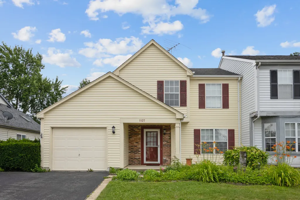 1127 Ashbrook Drive Mundelein IL 60060