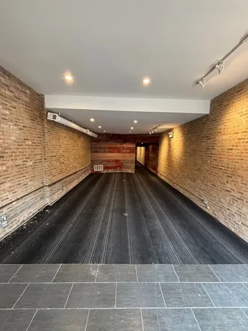 1434 West Montrose Avenue Chicago IL 60613