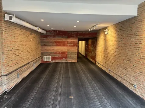 1434 West Montrose Avenue Chicago IL 60613