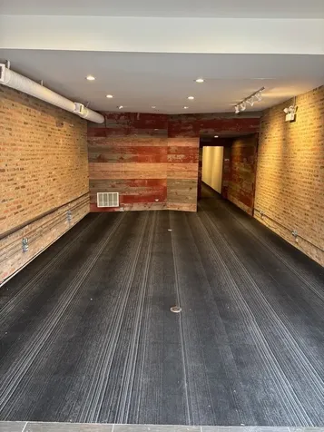 1434 West Montrose Avenue Chicago IL 60613