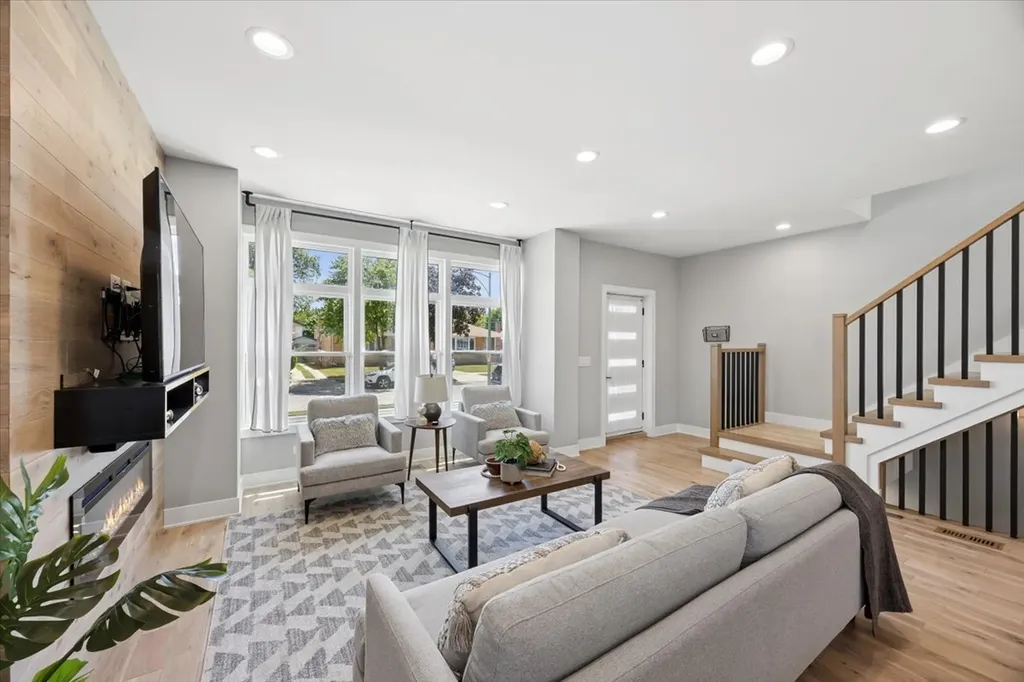 3842 West 108th Place Chicago IL 60655