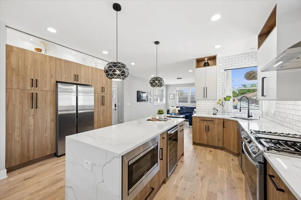 3842 West 108th Place Chicago IL 60655