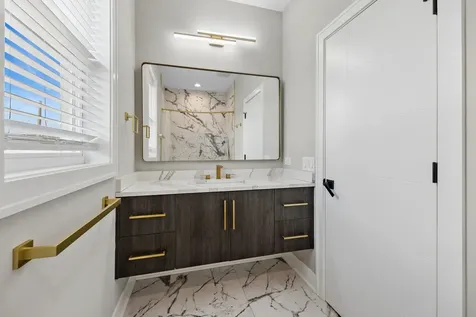 3842 West 108th Place Chicago IL 60655
