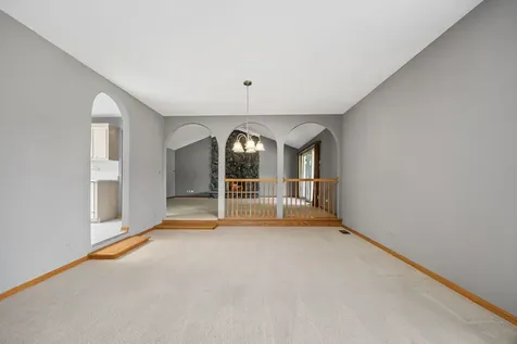 11S056 Madison Street Burr Ridge IL 60527