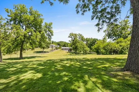 11S056 Madison Street Burr Ridge IL 60527