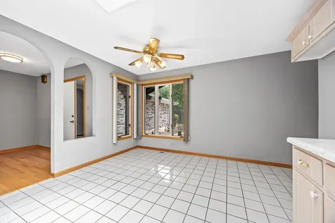 11S056 Madison Street Burr Ridge IL 60527