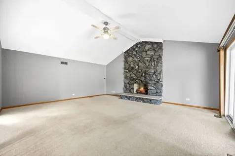 11S056 Madison Street Burr Ridge IL 60527
