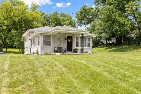 11S056 Madison Street Burr Ridge IL 60527