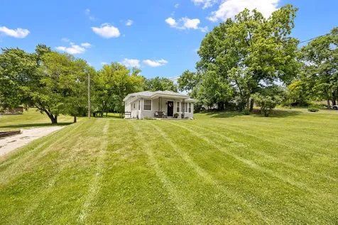 11S056 Madison Street Burr Ridge IL 60527