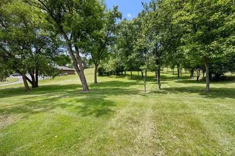 11S056 Madison Street Burr Ridge IL 60527