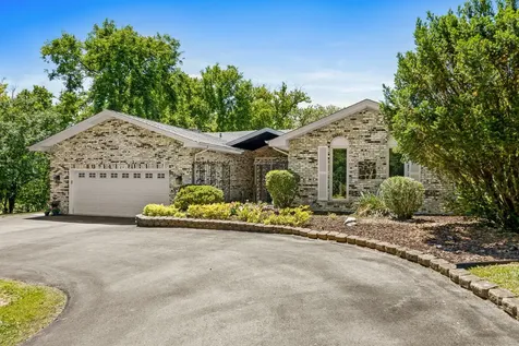 11S056 Madison Street Burr Ridge IL 60527