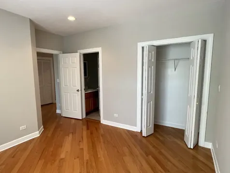 6507 North Hamilton Avenue Chicago IL 60645