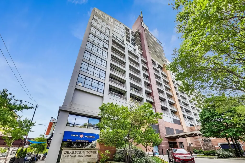 1530 South State Street Chicago IL 60605