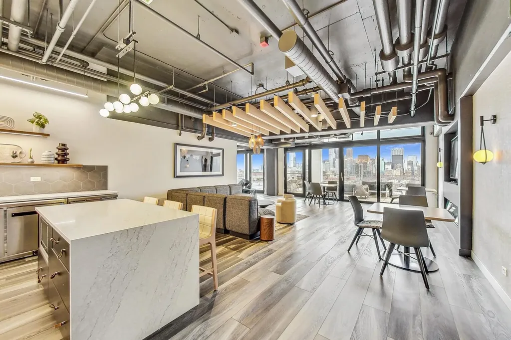 1530 South State Street Chicago IL 60605