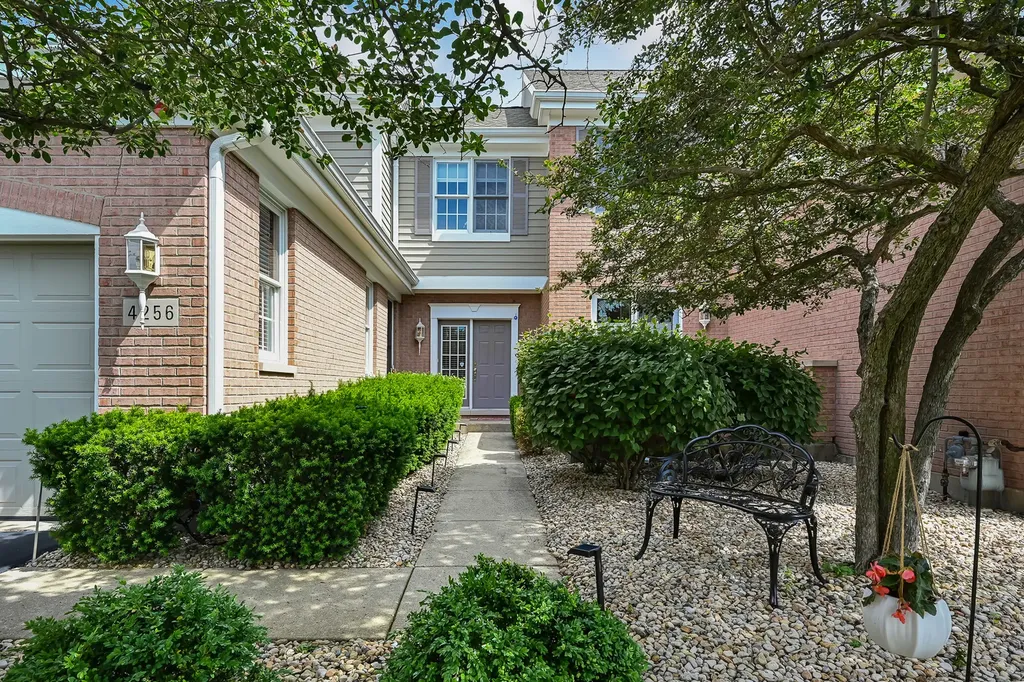 4256 Stableford Lane Naperville IL 60564