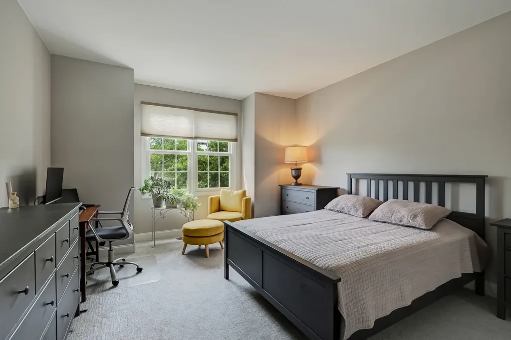 4256 Stableford Lane Naperville IL 60564