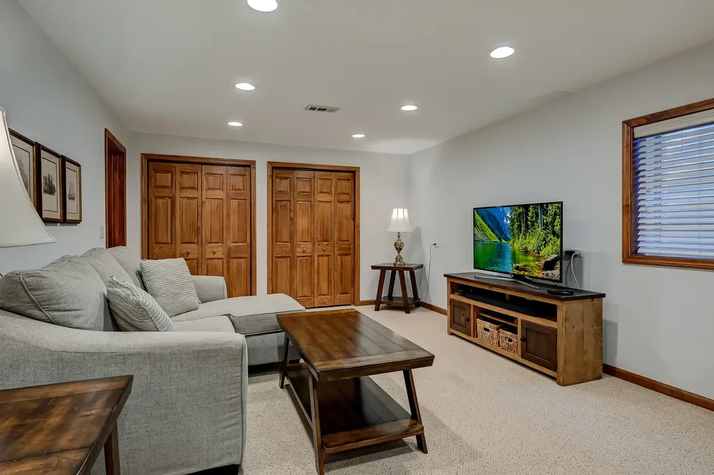 4256 Stableford Lane Naperville IL 60564