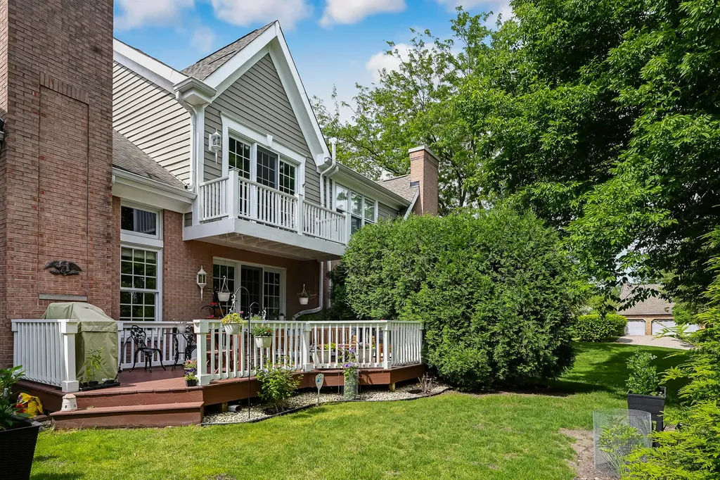 4256 Stableford Lane Naperville IL 60564