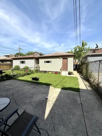 3241 South Parnell Avenue Chicago IL 60616