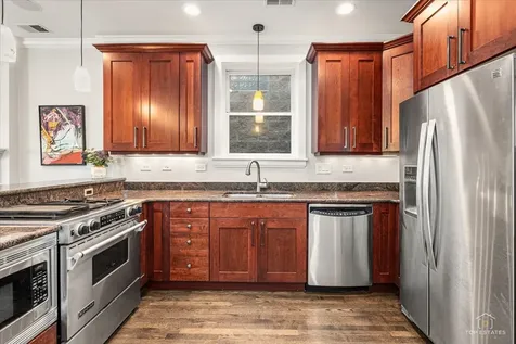 1541 West Montana Street Chicago IL 60614