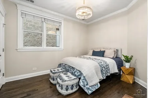 1541 West Montana Street Chicago IL 60614