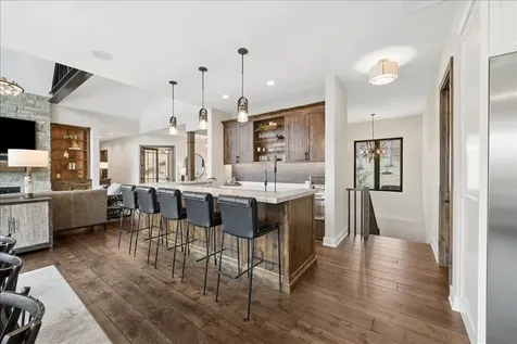3873 Carlisle Drive Crystal Lake IL 60012