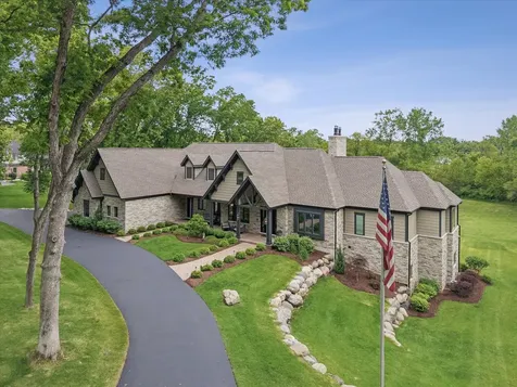 3873 Carlisle Drive Crystal Lake IL 60012