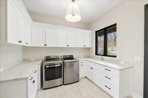 3873 Carlisle Drive Crystal Lake IL 60012