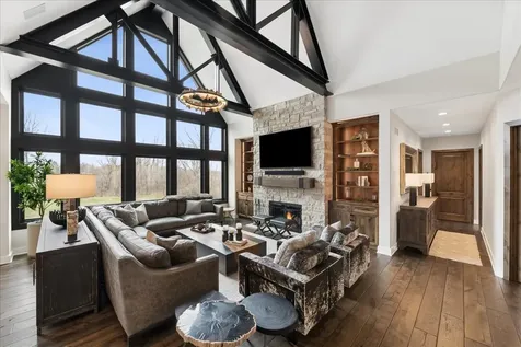 3873 Carlisle Drive Crystal Lake IL 60012