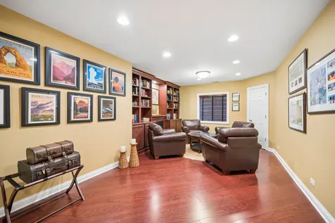 2566 Fielding Drive Glenview IL 60026