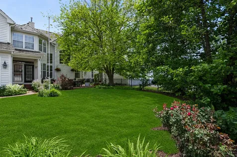 2566 Fielding Drive Glenview IL 60026