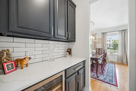 2566 Fielding Drive Glenview IL 60026