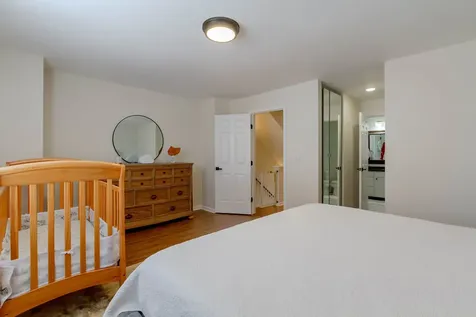 6957 North Western Avenue Chicago IL 60645