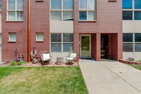 6957 North Western Avenue Chicago IL 60645
