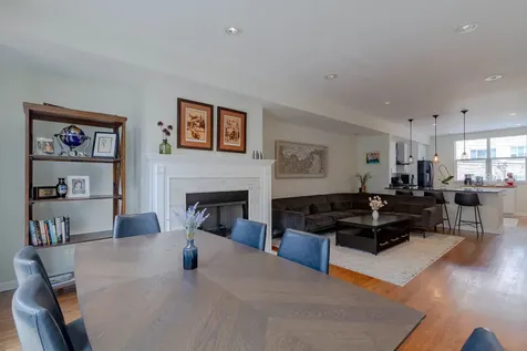 6957 North Western Avenue Chicago IL 60645