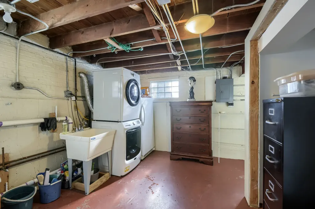 10546 South Harding Avenue Chicago IL 60655