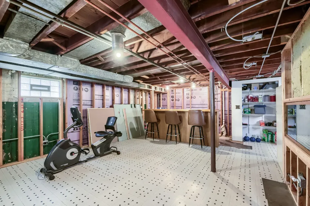 10546 South Harding Avenue Chicago IL 60655