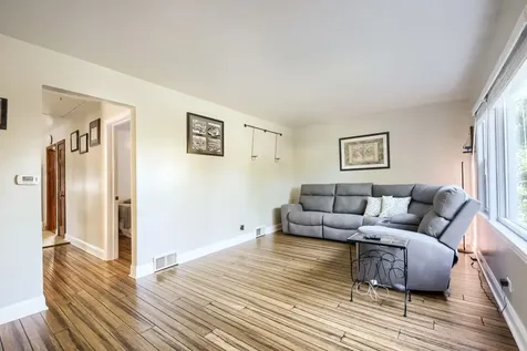 10546 South Harding Avenue Chicago IL 60655
