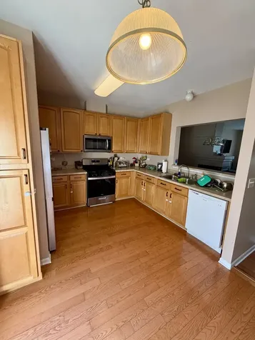 505 Cary Woods Circle Cary IL 60013