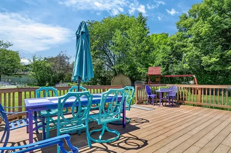 2313 Carriage Lane Lindenhurst IL 60046