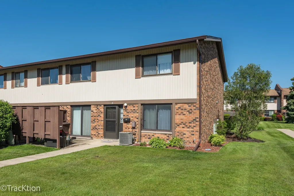 6 Tower Court Downers Grove IL 60516