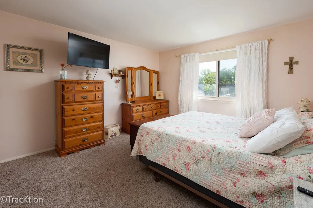 6 Tower Court Downers Grove IL 60516