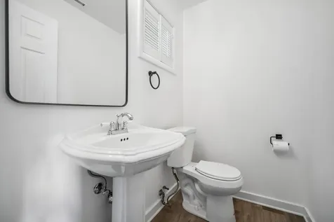 6 Linden Avenue Buffalo Grove IL 60089