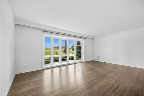 6 Linden Avenue Buffalo Grove IL 60089