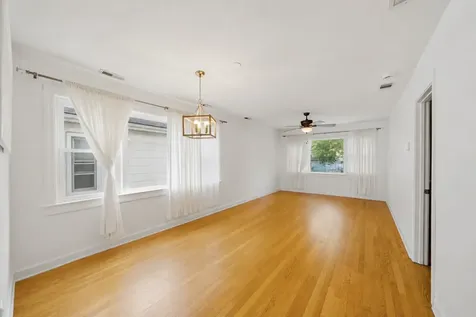 2231 North 75th Avenue Elmwood Park IL 60707
