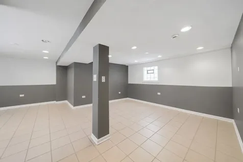 2231 North 75th Avenue Elmwood Park IL 60707