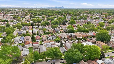 2231 North 75th Avenue Elmwood Park IL 60707