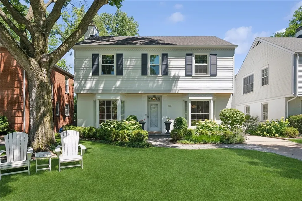 2236 Kenilworth Avenue Wilmette IL 60091